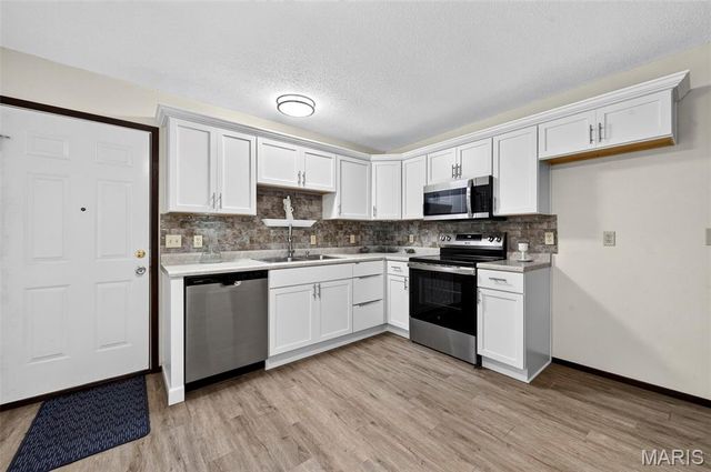 2305 Amarillo Drive, O'fallon, MO 63368