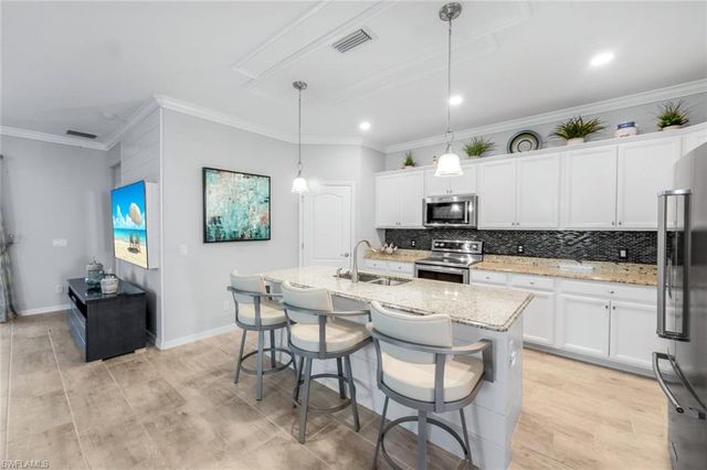 4244 Raffia Palm CIR, Naples, FL 34119