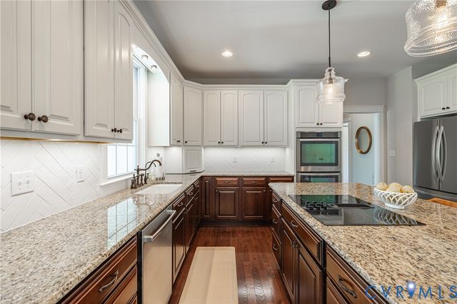 3175 Taurman Park Dr, Powhatan, VA 23139