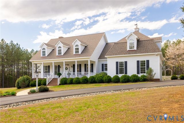 3175 Taurman Park Dr, Powhatan, VA 23139
