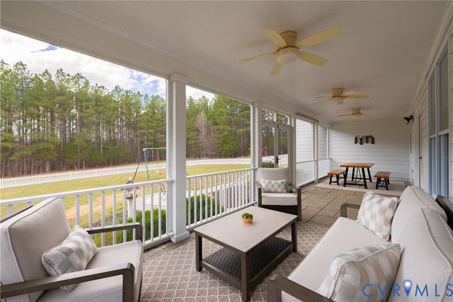 3175 Taurman Park Dr, Powhatan, VA 23139
