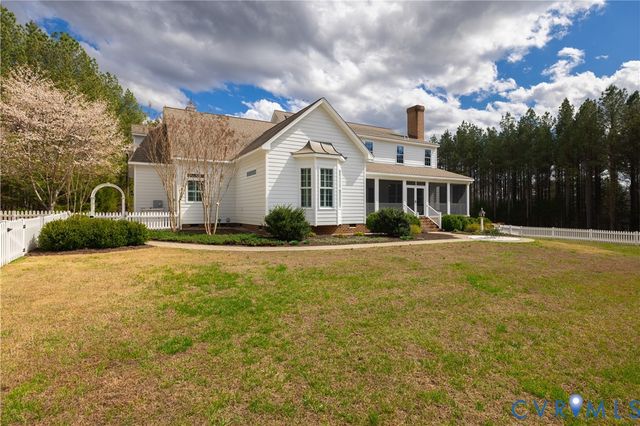 3175 Taurman Park Dr, Powhatan, VA 23139