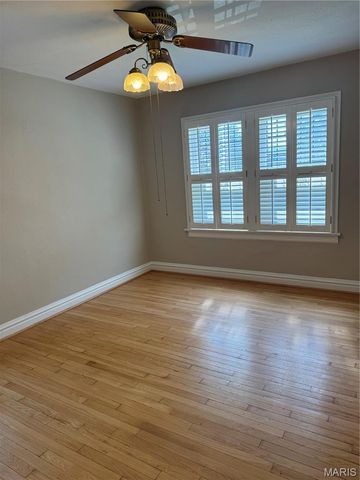 2404 Hartland Avenue, St Louis, MO 63114