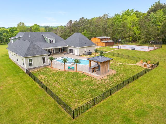 2419 Welch Road, Soddy Daisy, TN 37379