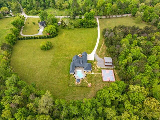 2419 Welch Road, Soddy Daisy, TN 37379