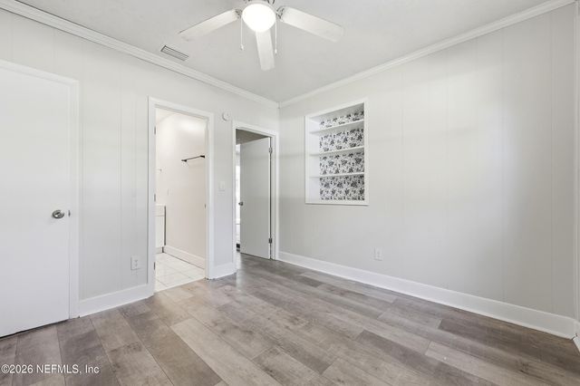 2151 MAPLE LEAF Drive E, Jacksonville, FL 32211