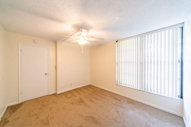 6 Royal Palm Way 102, Boca Raton, FL 33432