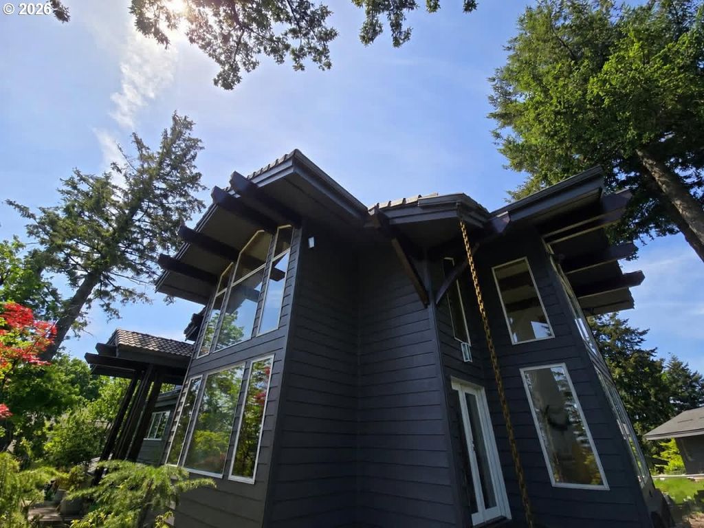 3037 Ne ROCKY BUTTE Rd, Portland, OR 97220