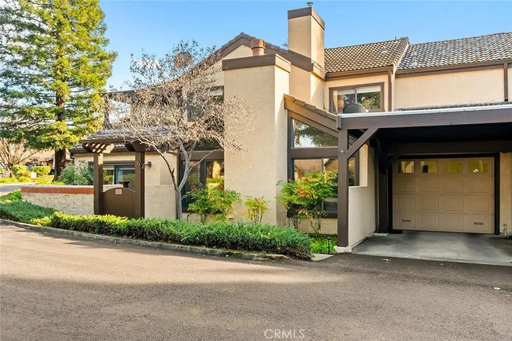 26 Sierra Lakeside Lane, Chico, CA 95928