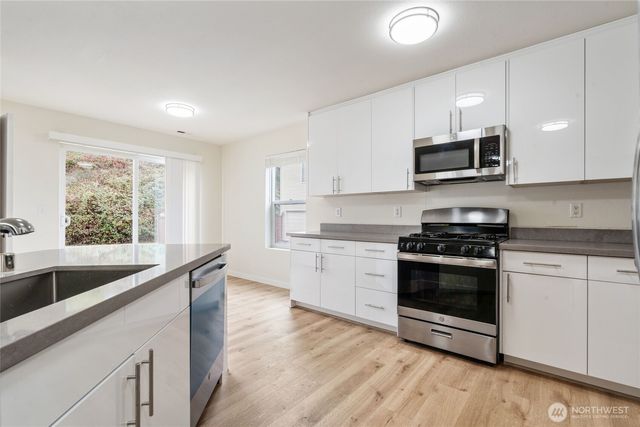 2511 NE 1st Street, Renton, WA 98056