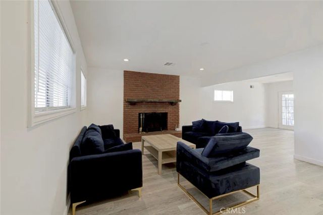 14918 Wyandotte, Van Nuys, CA 91405
