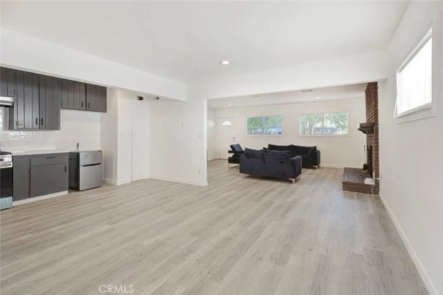 14918 Wyandotte, Van Nuys, CA 91405