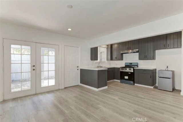 14918 Wyandotte, Van Nuys, CA 91405