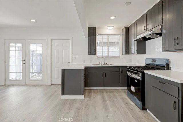 14918 Wyandotte, Van Nuys, CA 91405