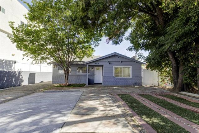 14918 Wyandotte, Van Nuys, CA 91405