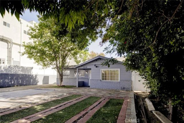 14918 Wyandotte, Van Nuys, CA 91405