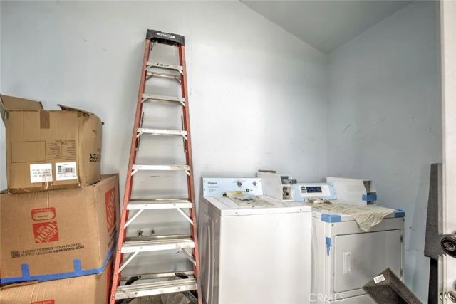 14918 Wyandotte, Van Nuys, CA 91405