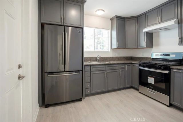 14918 Wyandotte, Van Nuys, CA 91405