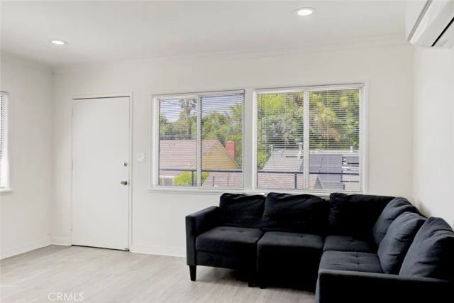 14918 Wyandotte, Van Nuys, CA 91405