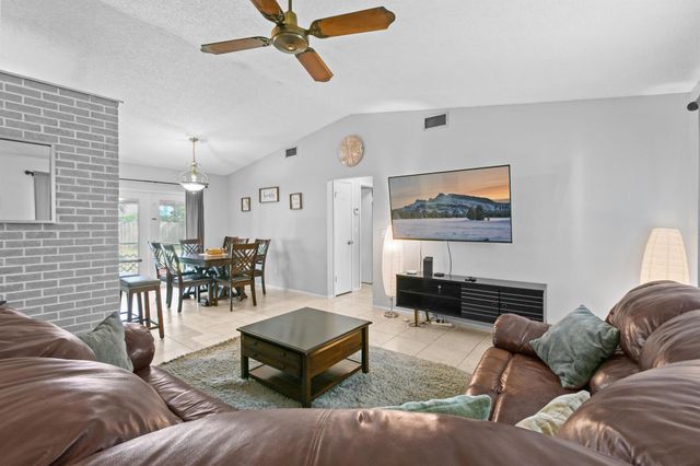 767 SE Chaloupe Avenue, Port St Lucie, FL 34983