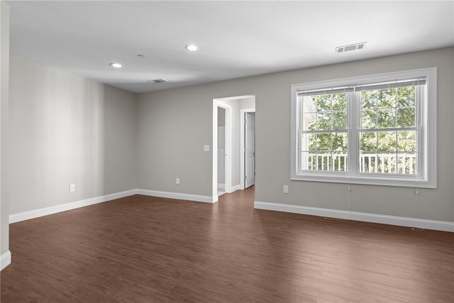 60 Saw Mill Drive 308, North Kingstown, RI 02852