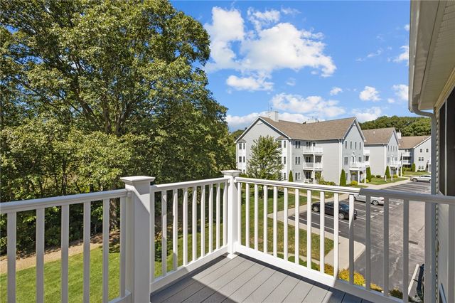 60 Saw Mill Drive 308, North Kingstown, RI 02852