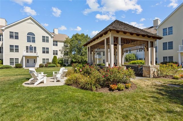 60 Saw Mill Drive 308, North Kingstown, RI 02852