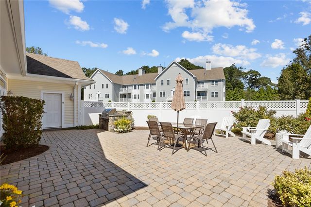 60 Saw Mill Drive 308, North Kingstown, RI 02852