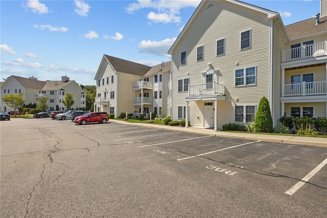 60 Saw Mill Drive 308, North Kingstown, RI 02852