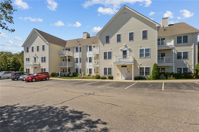 60 Saw Mill Drive 308, North Kingstown, RI 02852