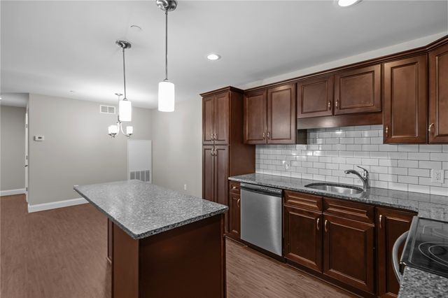 60 Saw Mill Drive 308, North Kingstown, RI 02852