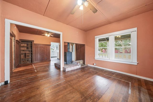 11660 School St, Valley Springs, CA 95252