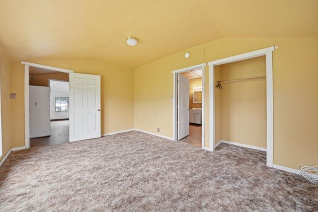 11660 School St, Valley Springs, CA 95252