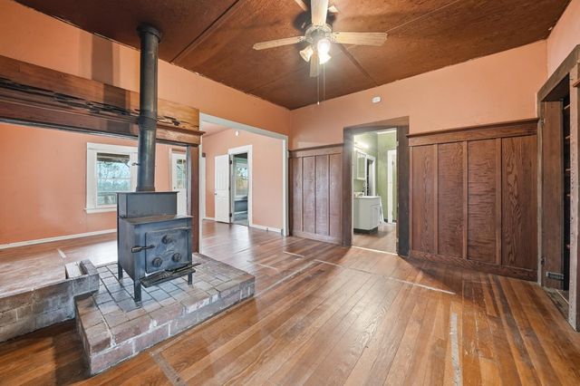 11660 School St, Valley Springs, CA 95252