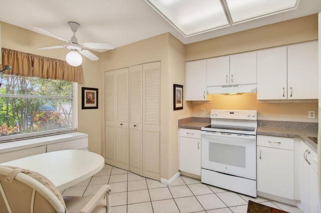 14701 Cumberland Drive 1080, Delray Beach, FL 33446