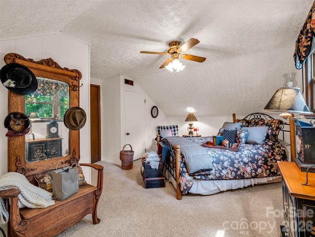 1208 Forest Lake Heights Drive, Nebo, NC 28761