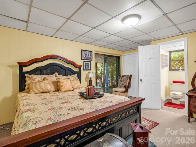 1208 Forest Lake Heights Drive, Nebo, NC 28761