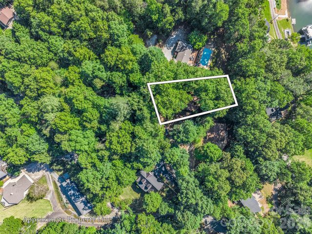1208 Forest Lake Heights Drive, Nebo, NC 28761