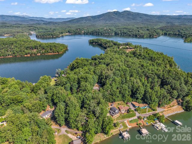 1208 Forest Lake Heights Drive, Nebo, NC 28761