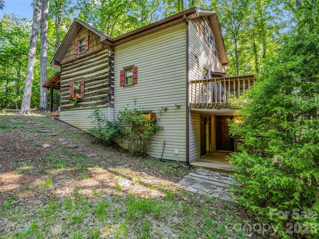 1208 Forest Lake Heights Drive, Nebo, NC 28761
