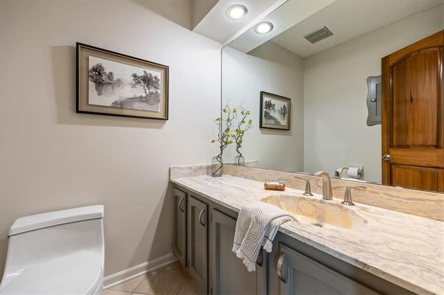 8800 Rosewood Drive, Prairie Village, KS 66207