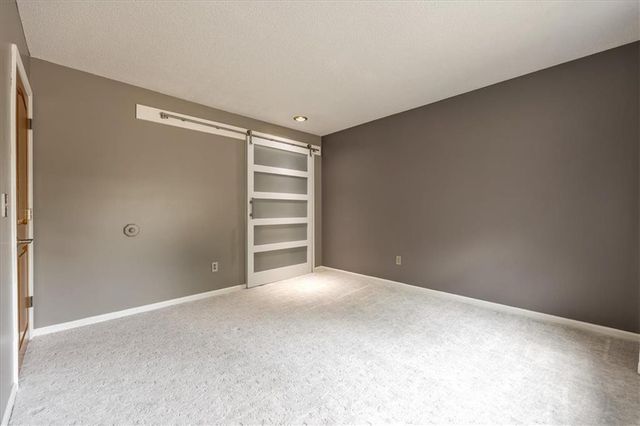 8800 Rosewood Drive, Prairie Village, KS 66207