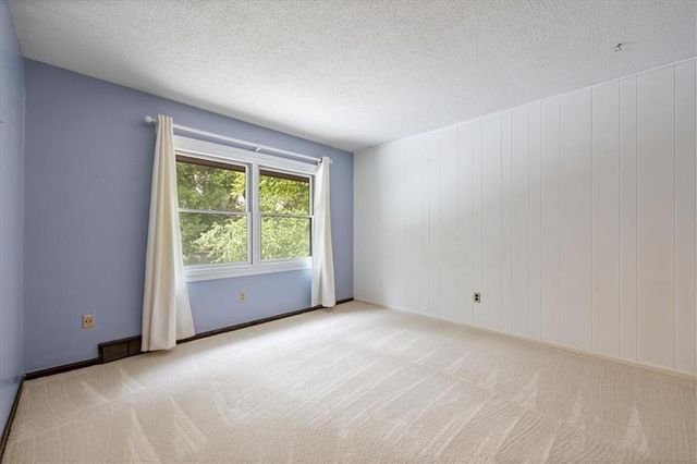 8800 Rosewood Drive, Prairie Village, KS 66207