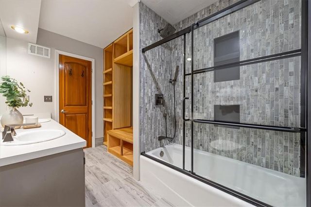 8800 Rosewood Drive, Prairie Village, KS 66207