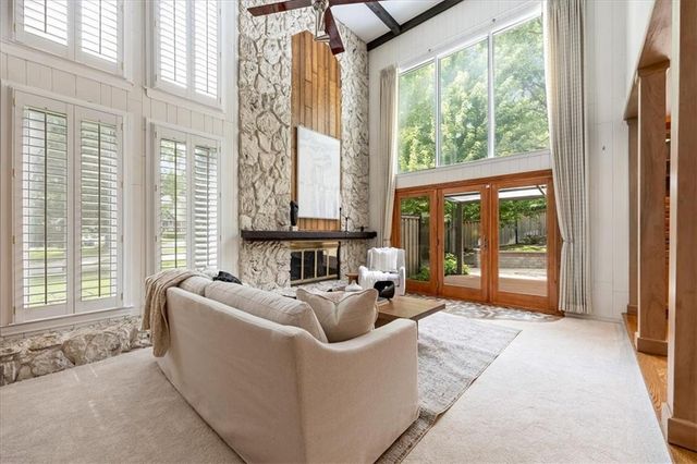 8800 Rosewood Drive, Prairie Village, KS 66207