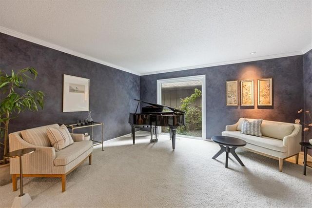 8800 Rosewood Drive, Prairie Village, KS 66207