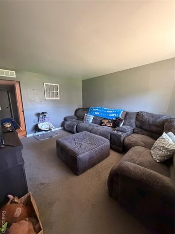15549 Winston, Redford, MI 48239