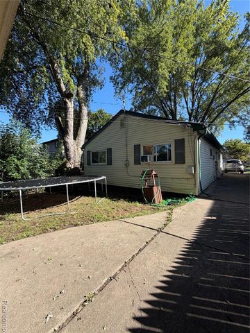 15549 Winston, Redford, MI 48239