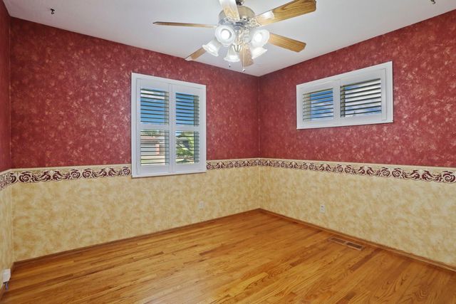 25 Wellington Way, Lodi, CA 95242