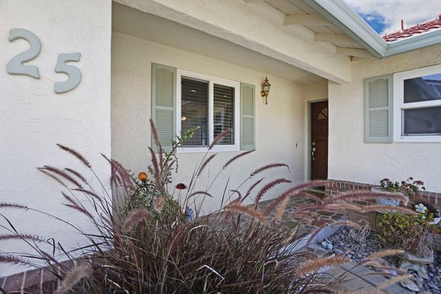 25 Wellington Way, Lodi, CA 95242
